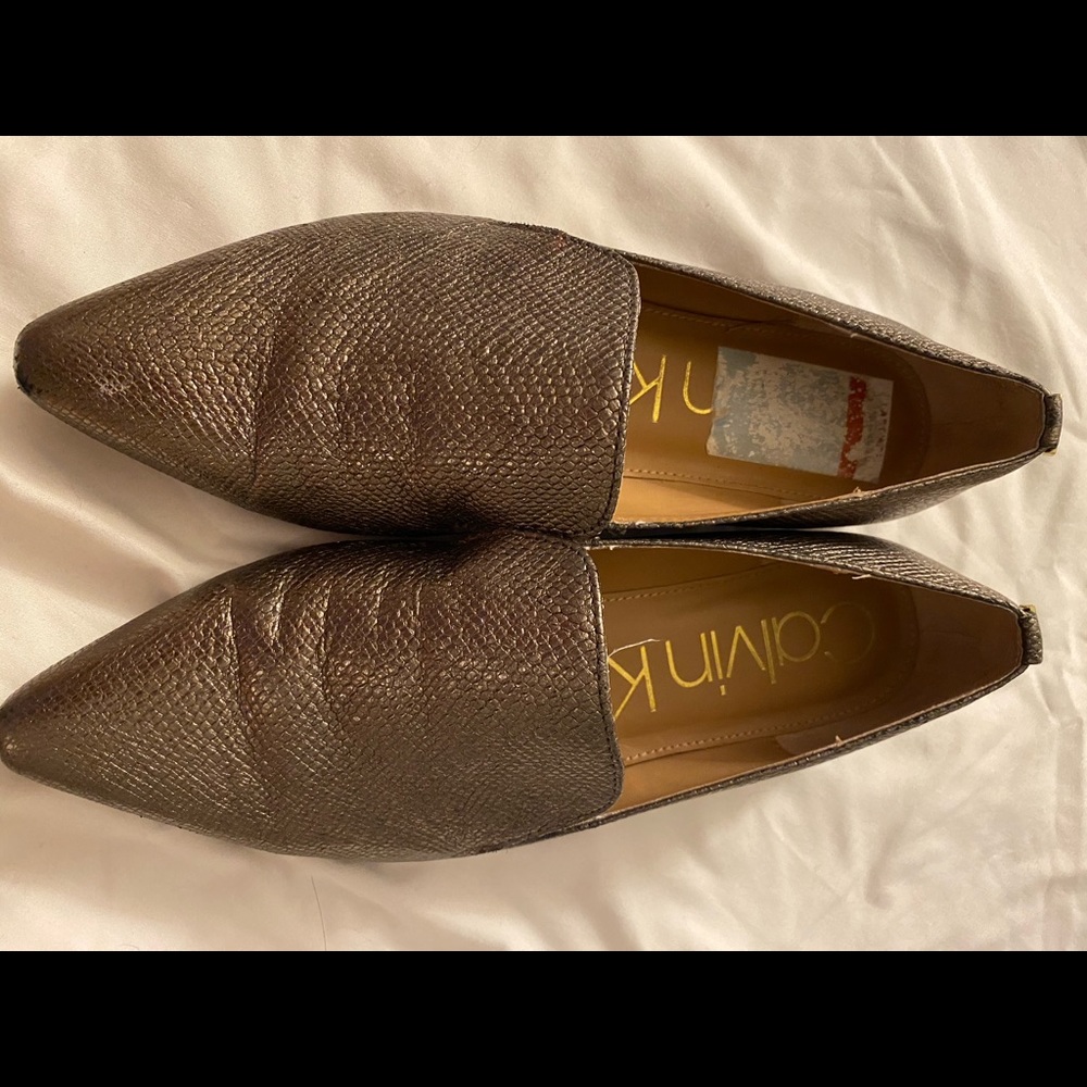 Calvin Klein shoes gold and green color